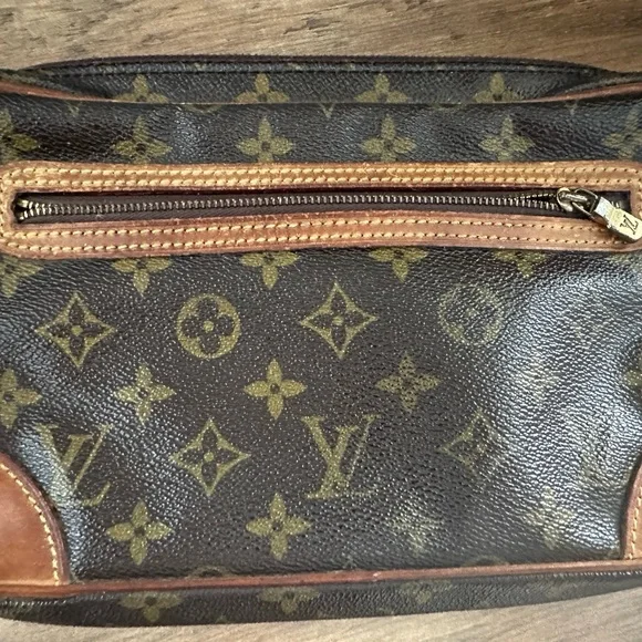 Louis Vuitton Vintage Monogram Trousse 23 Toiletry Bag - Picture 3 of 8